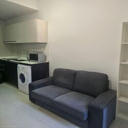 Suites 28 (D14), Apartment #547286451